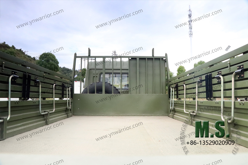 Dongfeng Caminhão militar Tianjin com assento de metal dobrável lateral