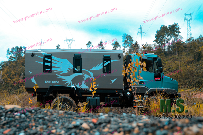 capacidade off-road de alta capacidade Caminhão campista fabricado na China ou caminhão transportador de soldados