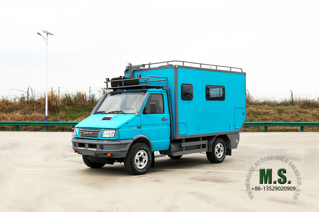 Iveco 4WD RV off-road para venda_4 * 4 Caravana de turismo ao ar livre personalizada_Family Caravana de quatro unidades de uma peça, veículo especial de exportação