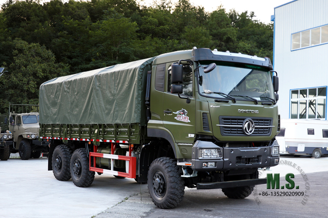 Caminhão fora de estrada Green Six Drive Dongfeng Caminhão pesado 6 × 6, veículo de carga de três eixos, veículo especial de exportação