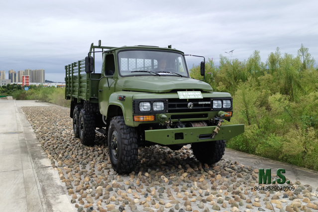 EQ2082E6D Caminhão 6WD_Dongfeng Caminhão off-road de fileira única de 140 pontas_6 × 6 Dongfeng Veículo especial de exportação de caminhão personalizado