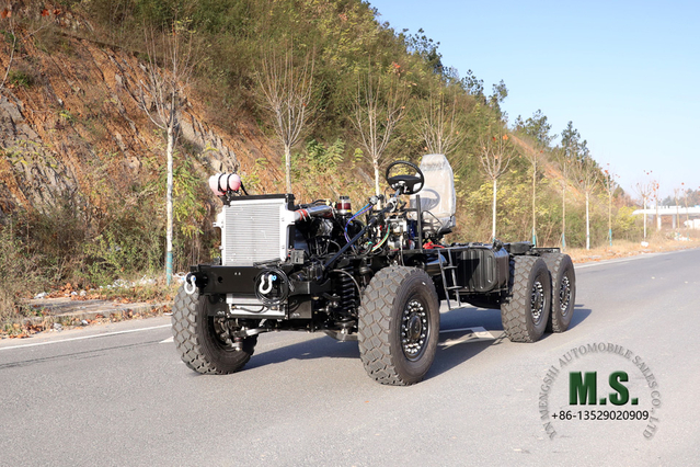 Dongfeng Três tipos de chassi de veículo blindado com tração nas seis rodas e alta potência, três tipos de chassi especial off-road, fabricante de conversão de chassi de exportação