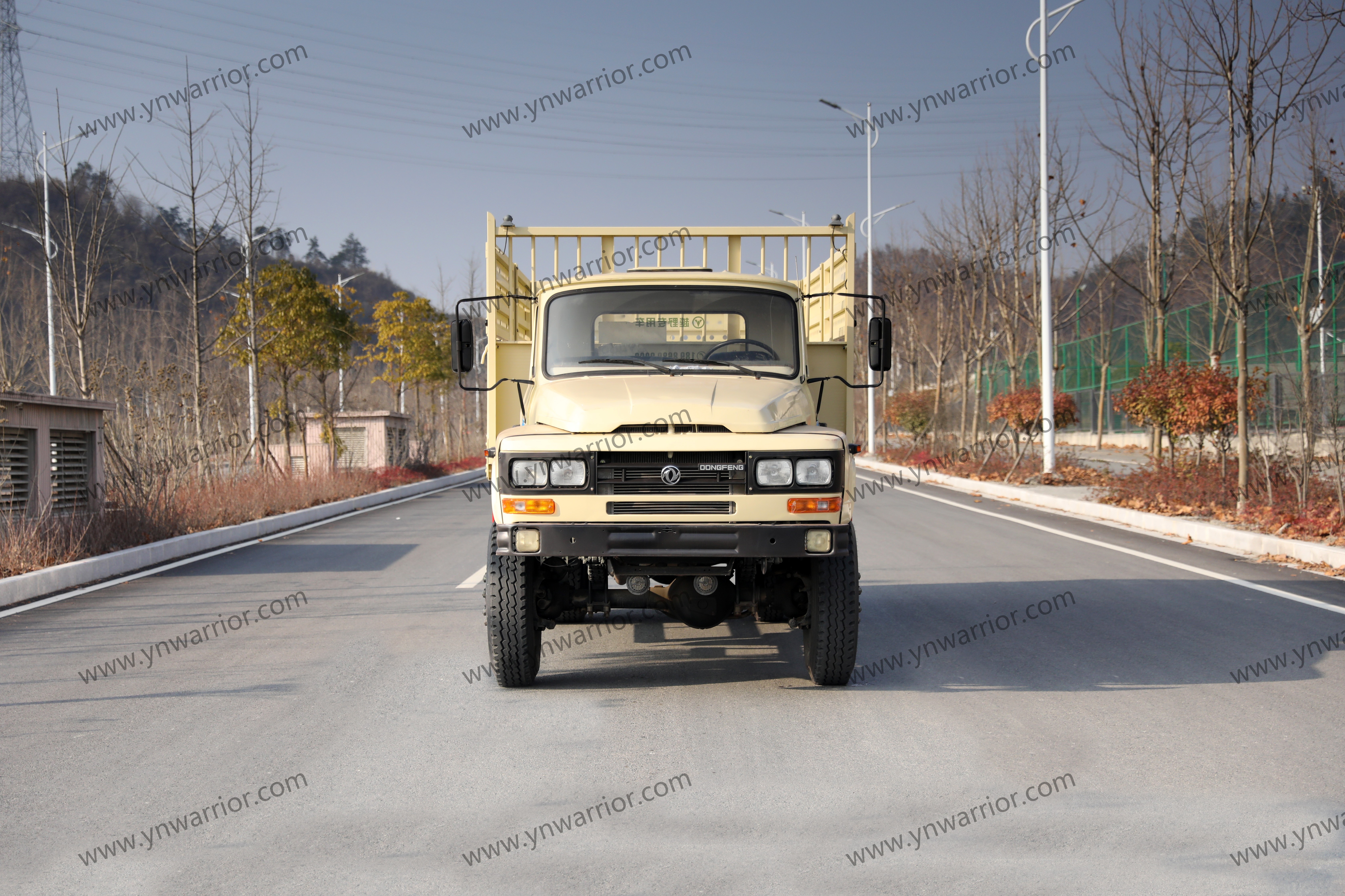 Dongfeng 4x4 Cabin de nariz de nariz de nariz longo off-road 