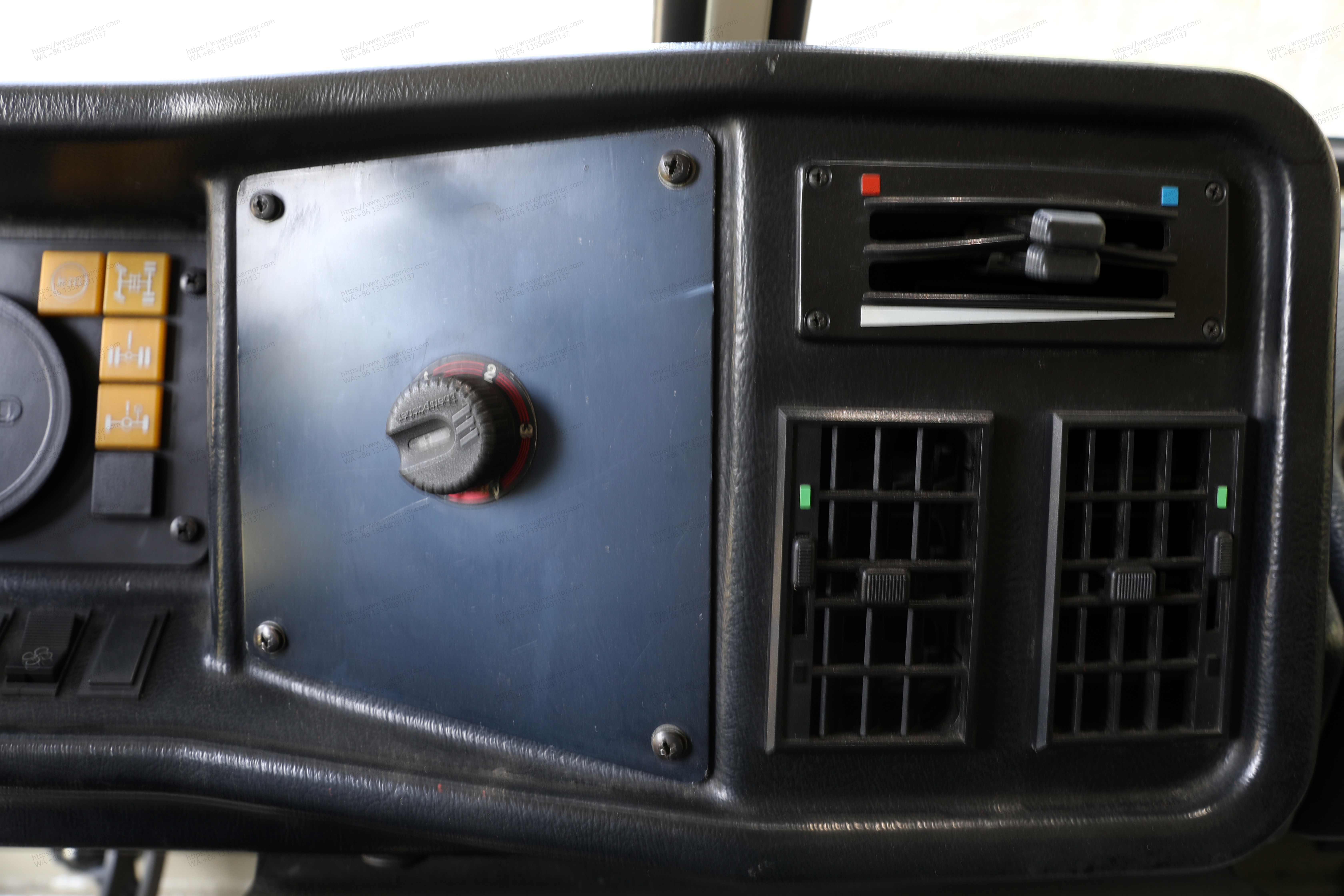 real 4x4 Off-road IVECO RV Air Conditioner Control 