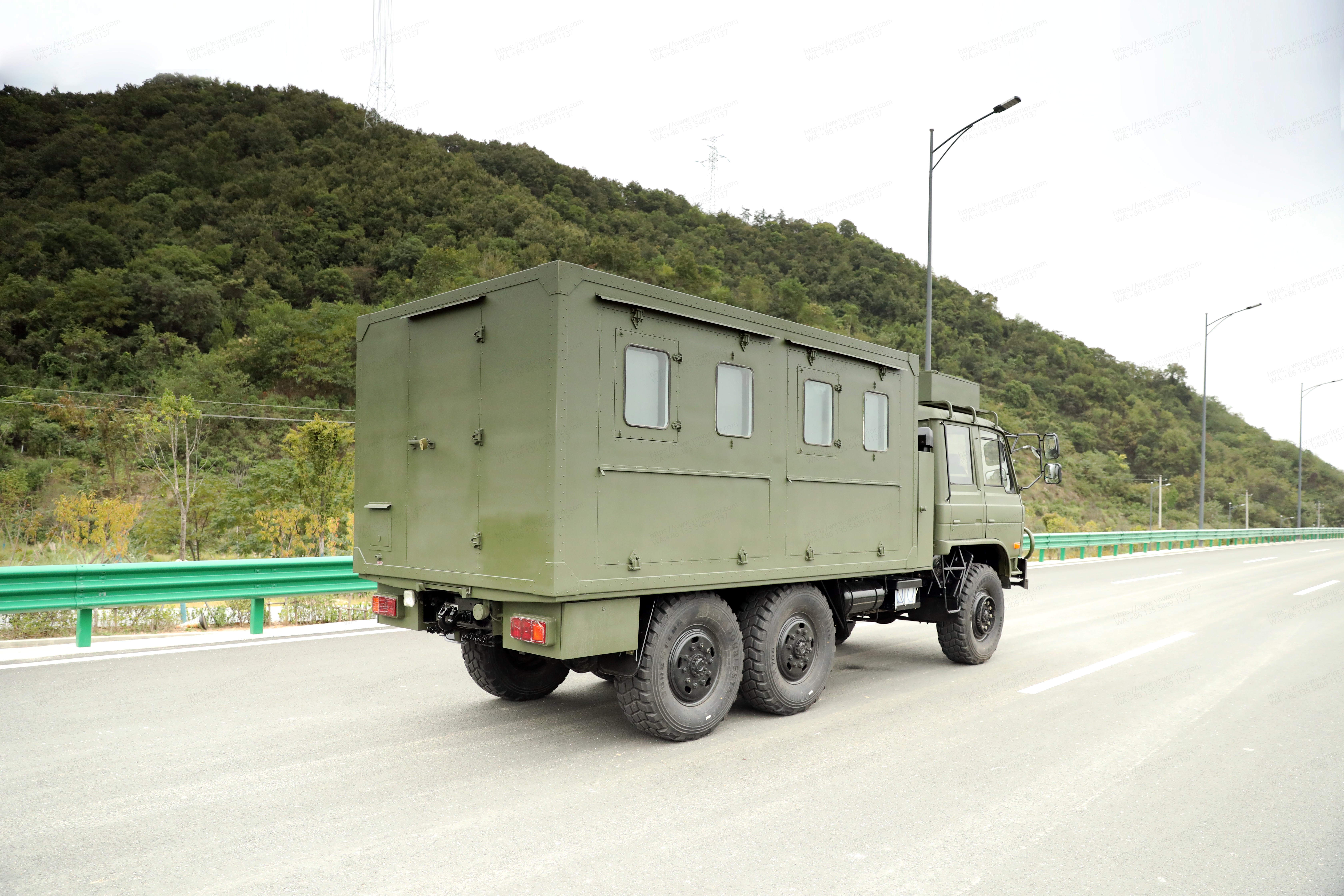 Dongfeng 6x6 pessoas off-road que transportam caminhão 