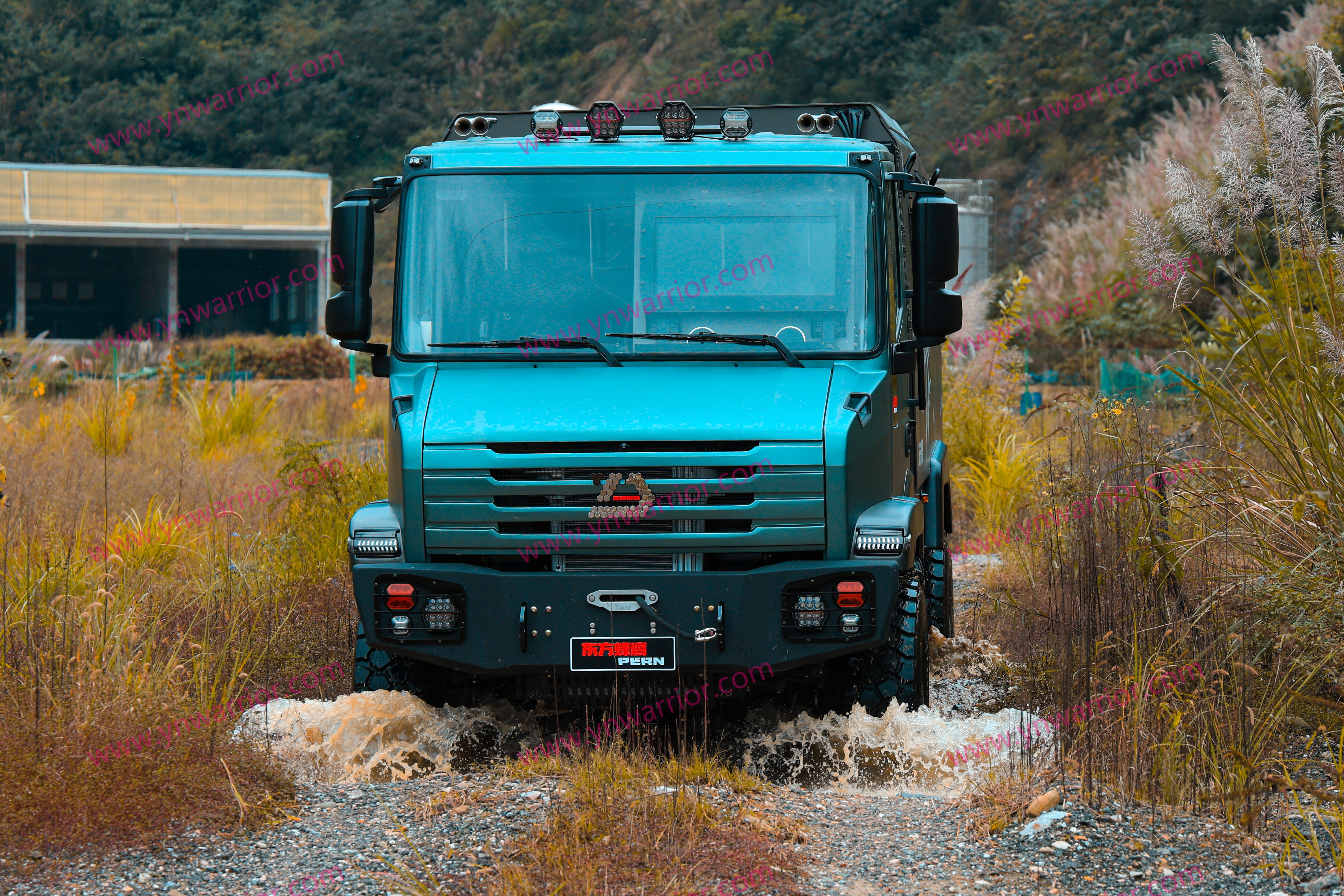 departamento de vadear alto de Chiense fez caminhão blindado 