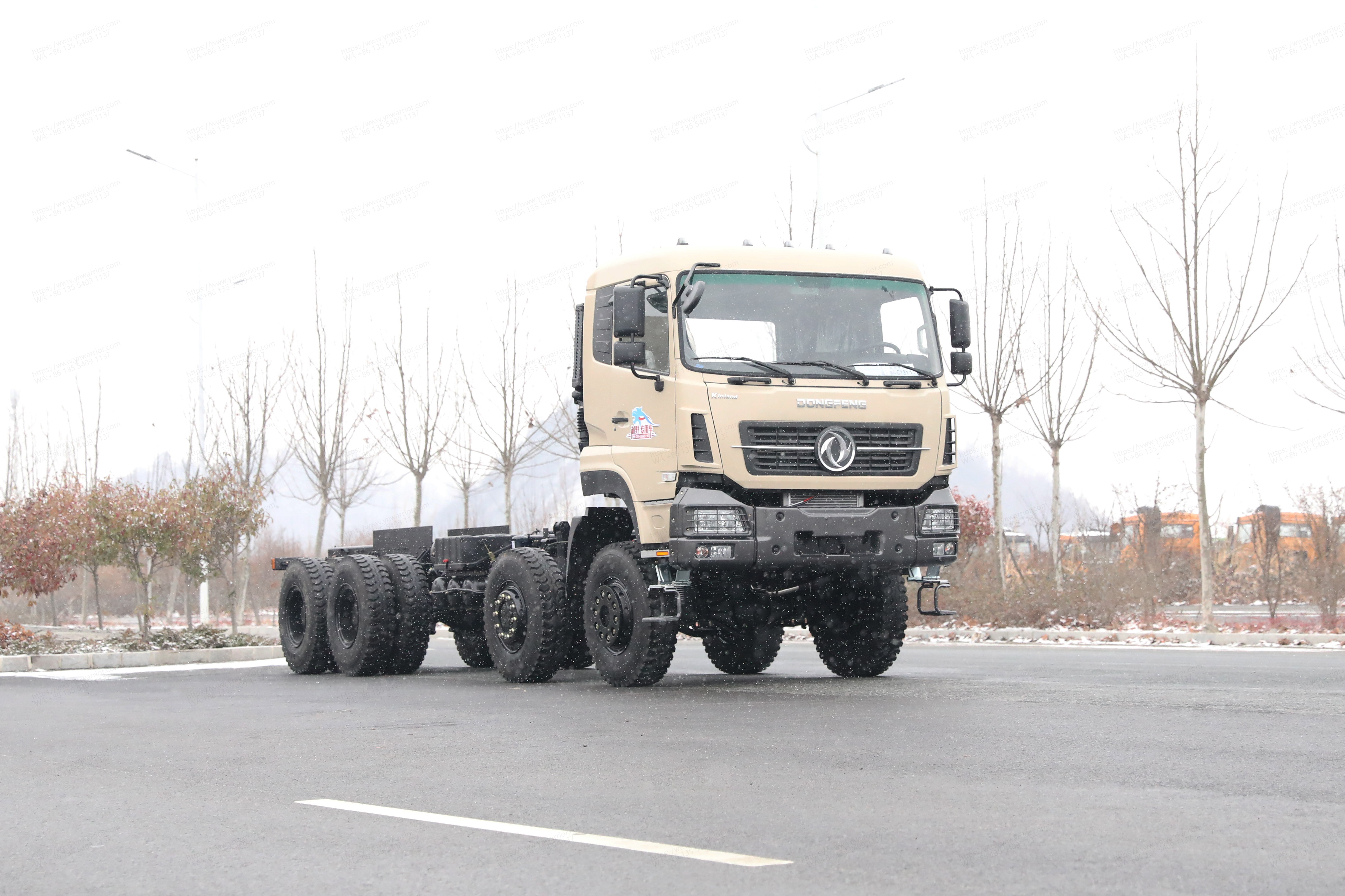 Chinês chinês Dongfeng 8x8 Chassi de caminhão 