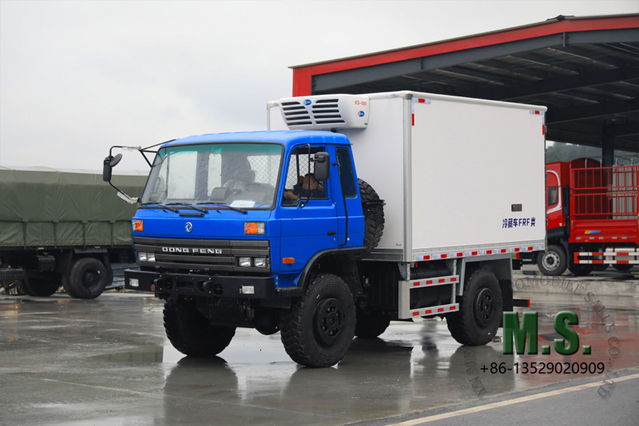190 cavalos de potência de 7 toneladas peso bruto 4x4 off-road Dongfeng refrigerador caminhão_2-tonel