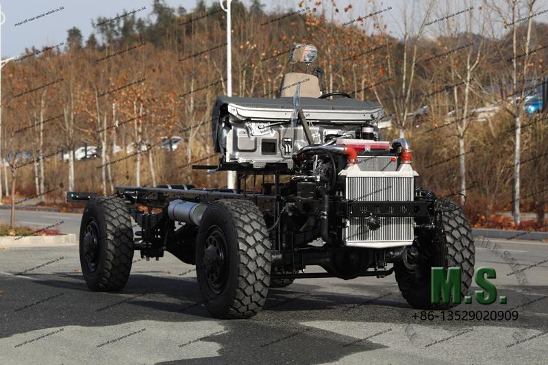 4x4 Off-road chassi nua filmagem da vida real 