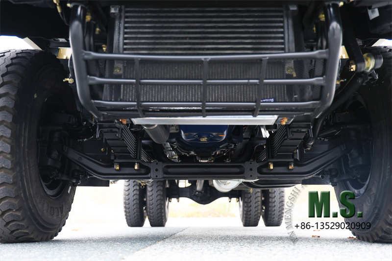 Dongfeng Peso bruto 4x2 de 18 toneladas faixa de pre&ccedil;o baixo para caminh&atilde;o de carga nova grade de metal do motor sob o chassi 