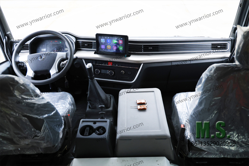 cabine de eixo r&iacute;gido s&oacute;lido de Dongfeng &Ocirc;nibus off-road 4x4 com Sistema 360&deg; 