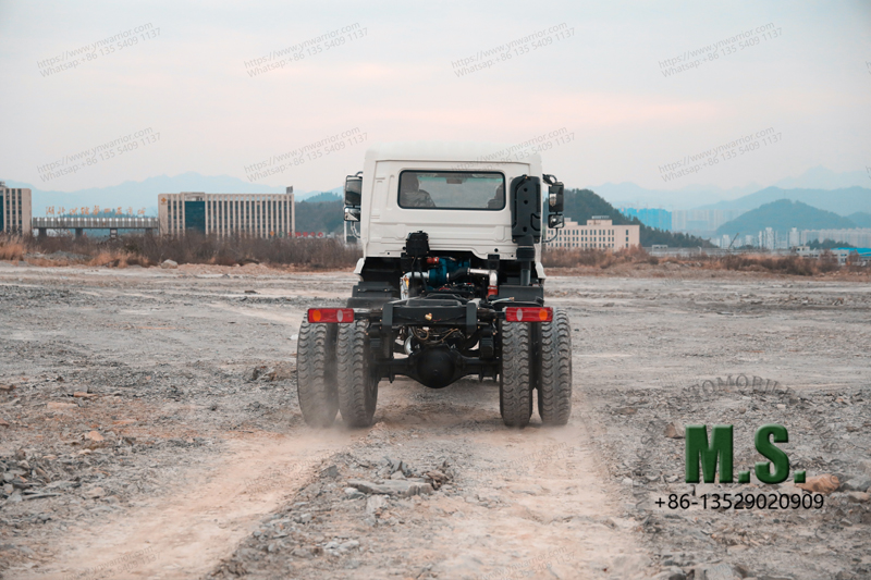 Dongfeng 4x2 Chassi de caminhão de despejo na lama 