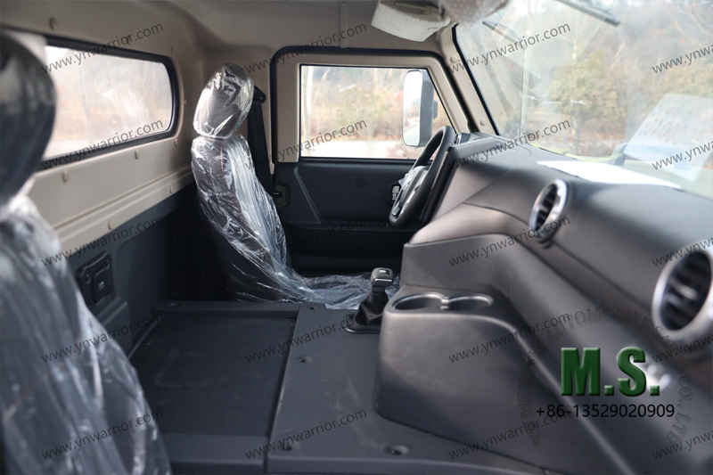 ]} Chassi off-road Mengshi 4x4 com cabine interior de cabine de fileira &uacute;nica 