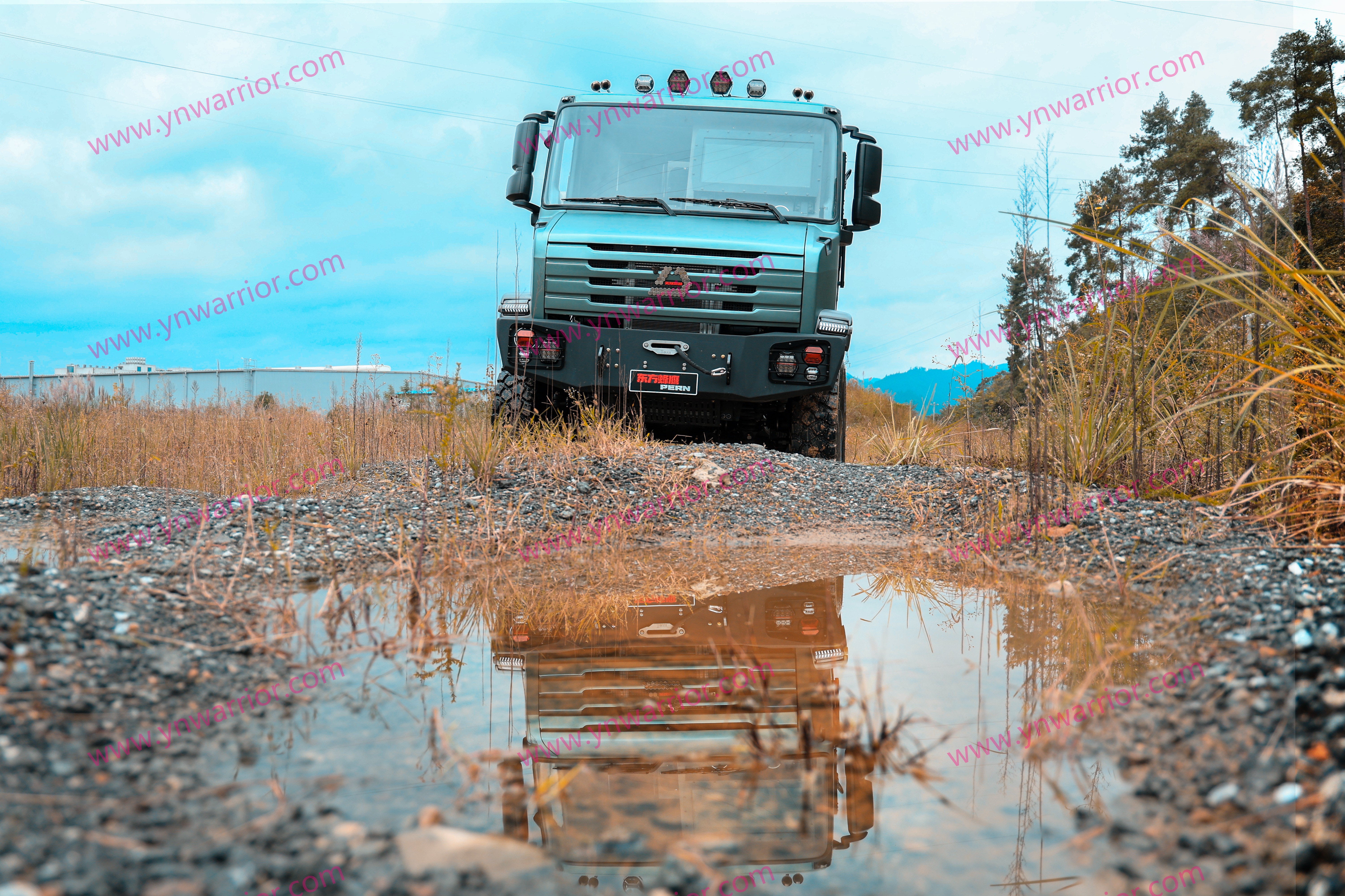 terreno resistente veículo blindado off-road feito na China 