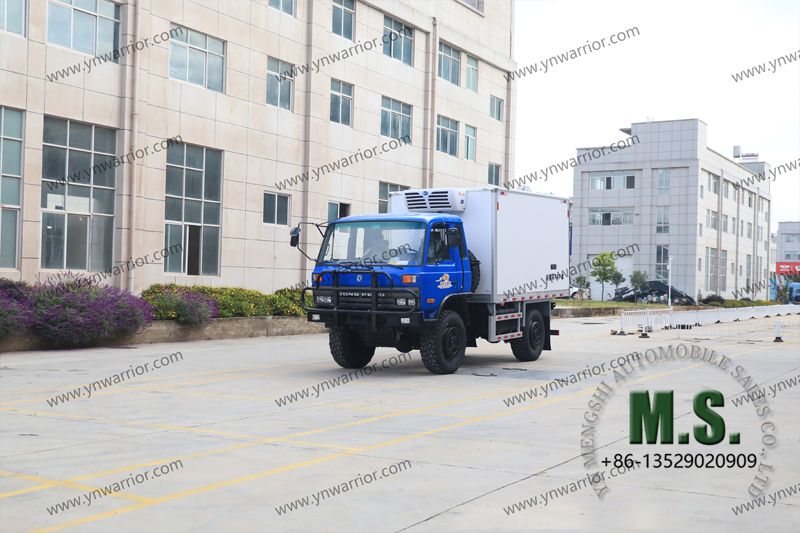 PESSO DE CARGA 2 TON PESO DONGFENG 4X4 Caminhão de geladeira 