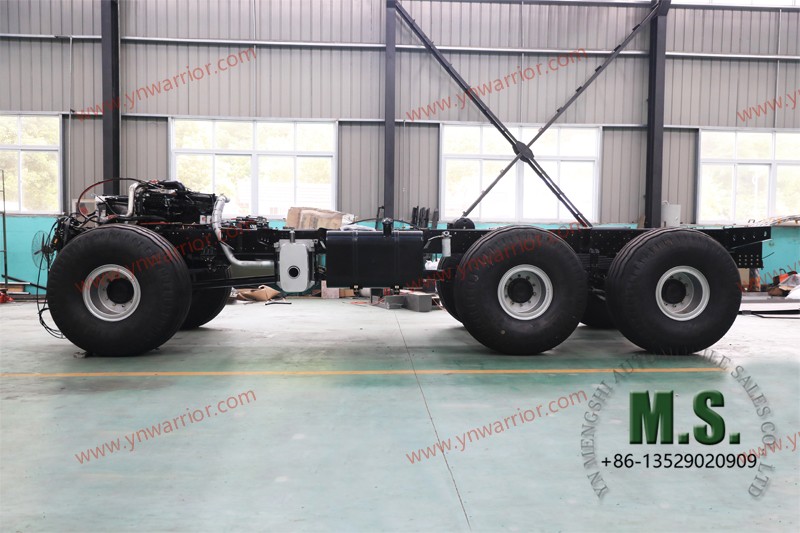Chassi rolante maci&ccedil;o off-road 6x6 Motor de 375 cavalos de pot&ecirc;ncia 