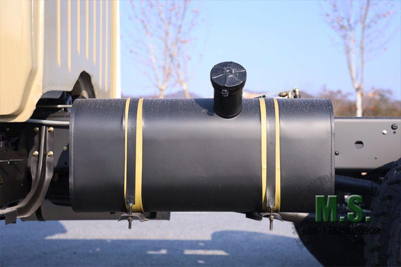 Dongfeng chassi de caminh&atilde;o off-road 6x6 com tanque de combust&iacute;vel da cabine 